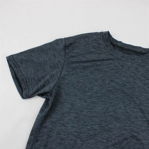 Real Essentials Dark Gray Activewear T-Shirt Boys' Size Large