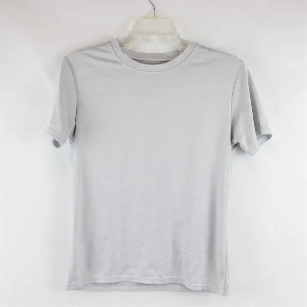 Real Essentials Light Gray Activewear T-Shirt Boys' Size Large