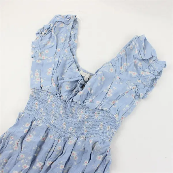 Love Tree Blue White and Pink Floral Pattern Romper Women's Small