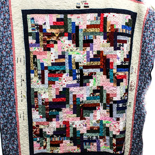 Handmade Multicolor Floral Queen/King Quilt Rectangle Throw Blanket 66" x 101"