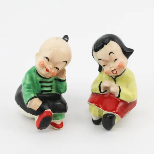 Vintage Japanese Children Sitting Beside A Pagoda 3-pc Salt & Pepper Shaker Set