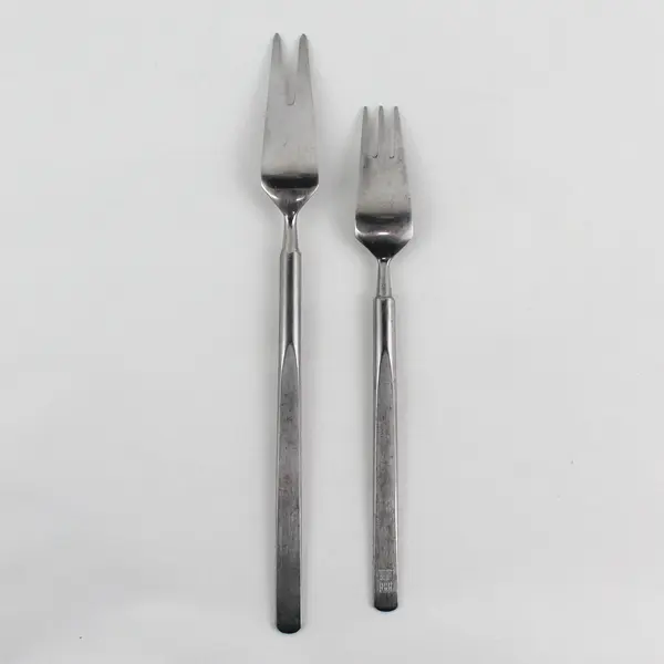 Lot of 2 Universal Steel Obelisk Pattern SS Dinner & 2 Tine Serving Forks HTF 