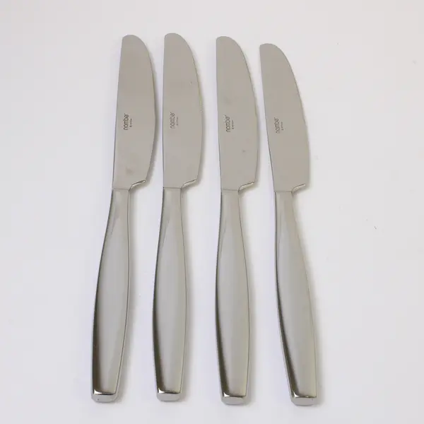 Lot of 4 Nambe Flatware Aidan Pattern 18/10 SS Dinner Knives 9.75" 