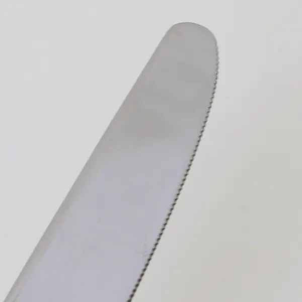 Lot of 4 Nambe Flatware Aidan Pattern 18/10 SS Dinner Knives 9.75" 