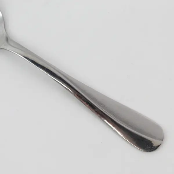 Lot of 8 Stainless Oval Shaped Soup Spoons Made in China 7" Long Good Condition
