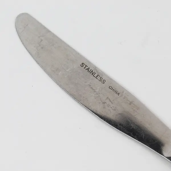 Lot of 7 Unbranded Stainless Steel Dinner Knives Made in China 9" Good Condition