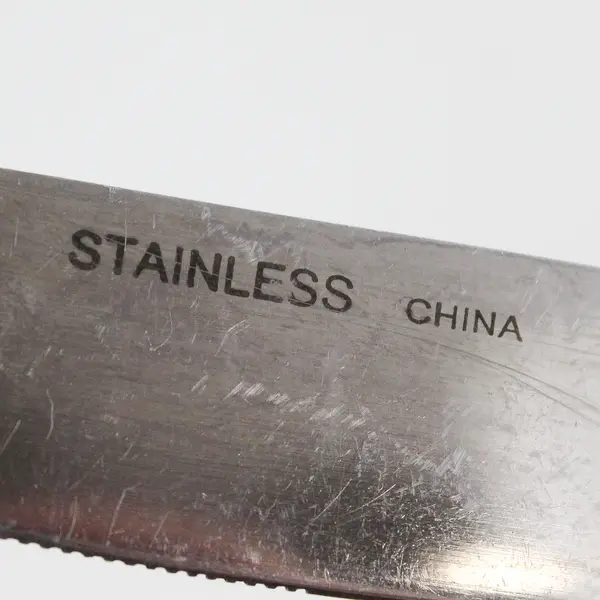 Lot of 7 Unbranded Stainless Steel Dinner Knives Made in China 9" Good Condition