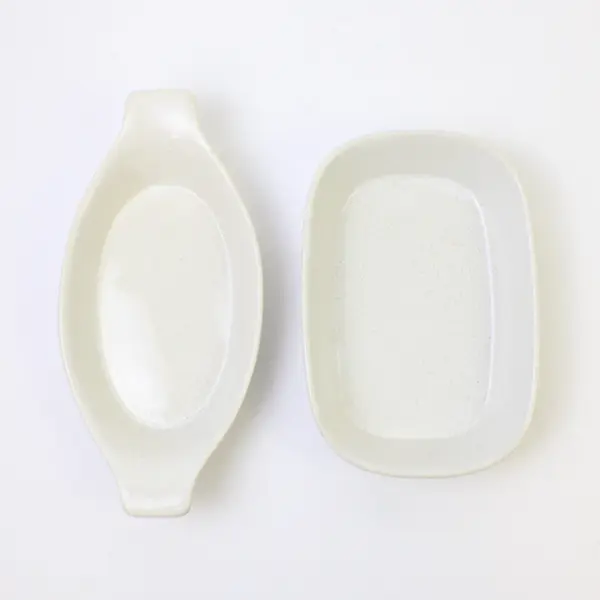 Lot of 2 White Ceramic Baking Dishes Ribbed Sides Handles 9in Bakeware