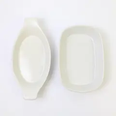 Lot of 2 White Ceramic Baking Dishes Ribbed Sides Handles 9in Bakeware