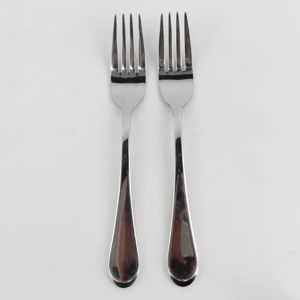 Lot of 2 Oneida Silver Icarus Pattern 18/10 Stainless Dinner Forks China 8"