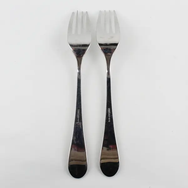 Lot of 2 Oneida Silver Icarus Pattern 18/10 SS Serving Forks 8.75" From Vietnam