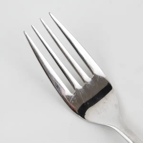 Lot of 2 Oneida Silver Icarus Pattern 18/10 SS Serving Forks 8.75" From Vietnam