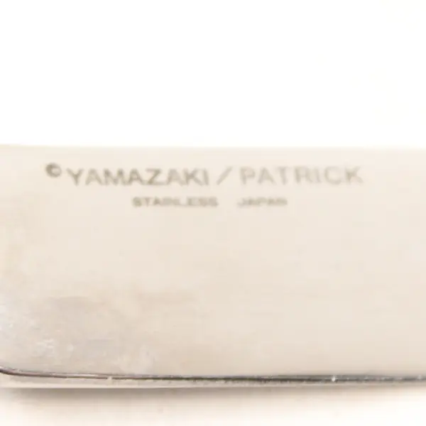 Lot of 2 Yamazaki Ramona Black Gold Stainless Steel Dinner Knives 9"