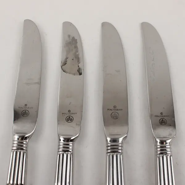 Lot of 4 Pfaltzgraff Strata Stainless Steel Dinner Knives 9"