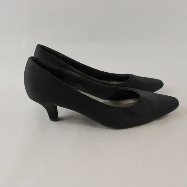Abella Judith Black Pointed Kitten Heels Women's US 9