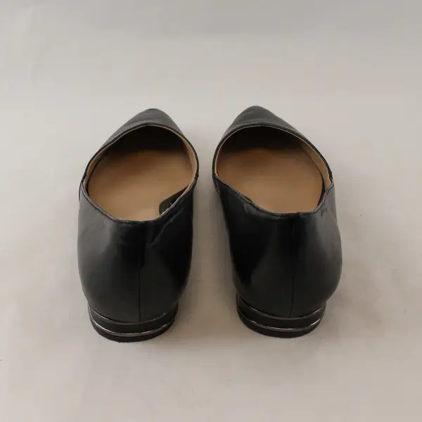 Naturalizer Black Leather Pointed Toe Flats Women's US 9M