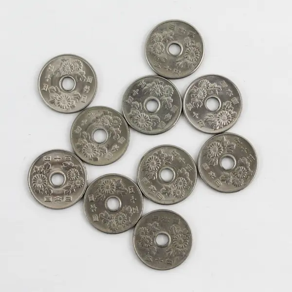 Lot of 10 Circulated Japanese 50 Yen Copper-Nickel Coins 1968 to 1991