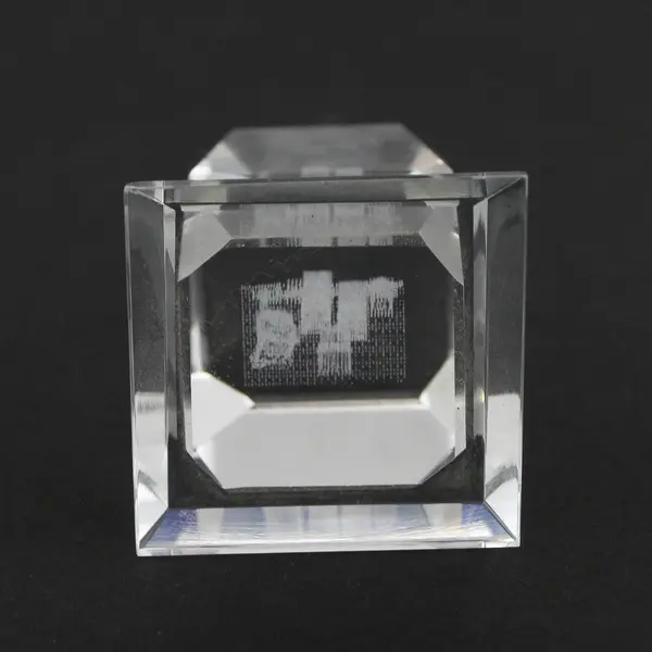 New York Skyline w/ Twin Towers 3-D Etched Laser Crystal Block Paperweight