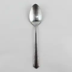 International Silver INS165 International Pattern Stainless Teaspoon 6.25" Rare