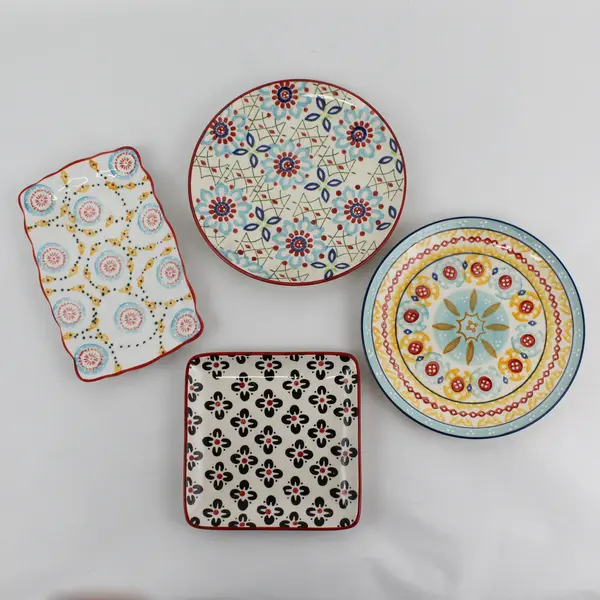 Lot Of 4 Signature Brand Assorted Pattern Ceramic Plates Assorted Shapes