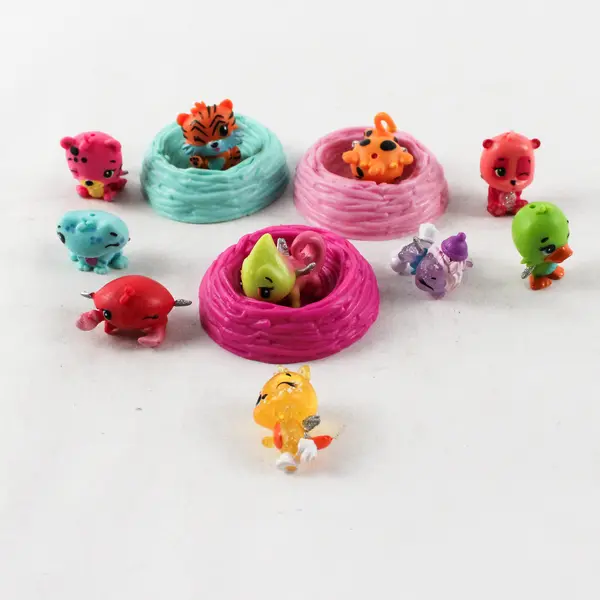 Lot of 10 Hatchimals Colleggtibles Mini Figures + 3 Mini Nests - Multi Seasons