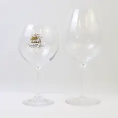Lot of 2 WillaKenzie Estate Wine Glasses Clear Curved Bowl