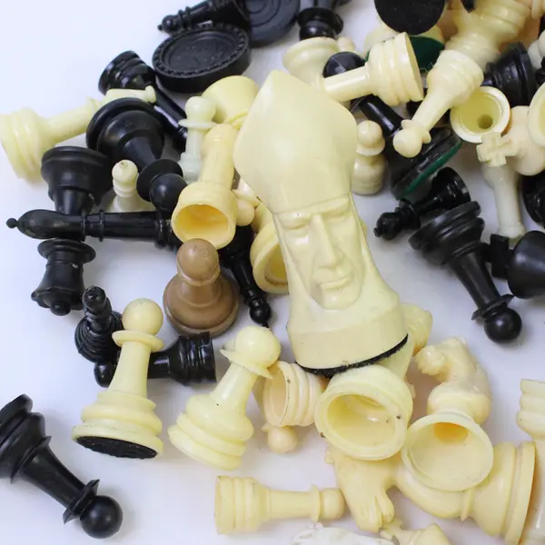 1.5 Lb Mixed Lot Plastic Chess Pieces DIY Craft Project Supplies
