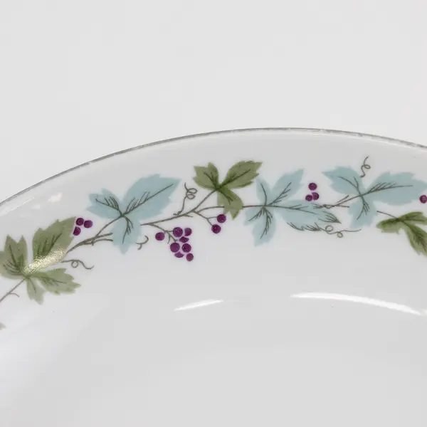 Fine China Of Japan Vintage 6701 Grapevine Vegetable Bowl 9.25"