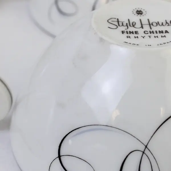 Set of 8 Style House Rhythm Fine China Tea Mugs White Gray Scroll Handles