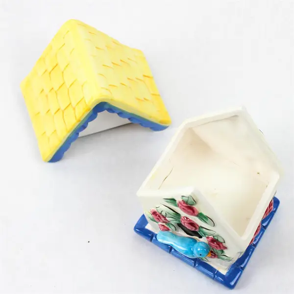 Set Of 3 Elements Multicolor White Blossom Scented Wax-Filled Birdhouses w/ Box