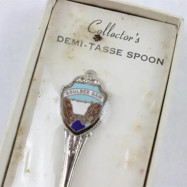 Vintage Boulder Dam Nevada Souvenir Spoon - US Collectible w/  Box