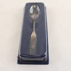 Vintage Canada Souvenir Silver-Plate Spoon Collectible 5in