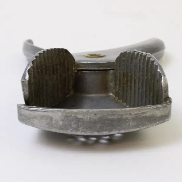 Vintage Williamson Aluminum Citrus Squeezer Juicer - One-Piece Collectible