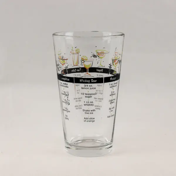 Vintage Pint Drinking Glass w/ 7 Cocktail Recipes & Graphics