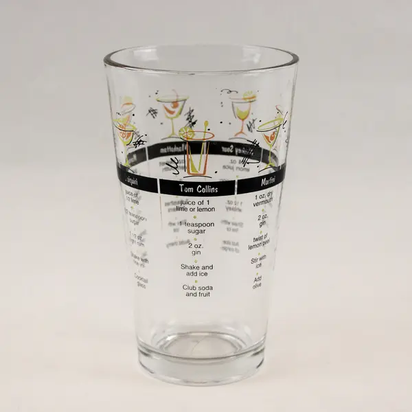 Vintage Pint Drinking Glass w/ 7 Cocktail Recipes & Graphics