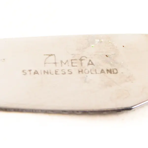 Lot of 4 Amefa Tulip Time Satin Handle Stainless Steel Dinner Knives