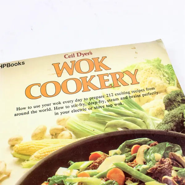 Ceil Dyer's Wok Cookery 1983 HP Books  Paperback Vintage Cookbook