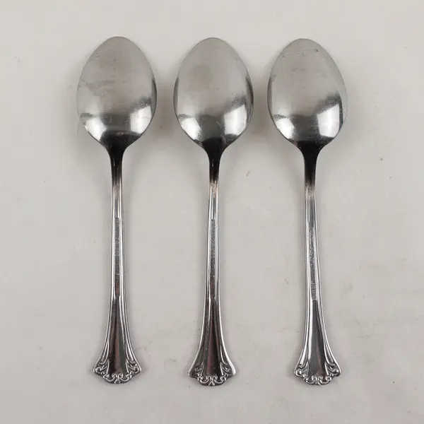 Lot of 3 Reed & Barton Lyndon Stainless Teaspoons 6.25in