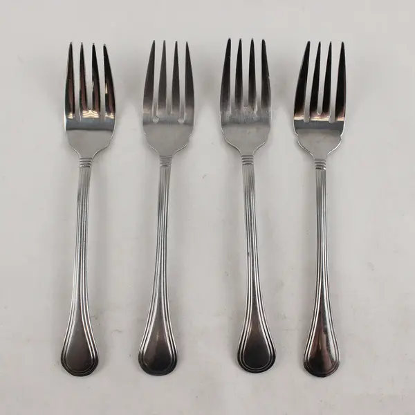 Lot of 4 Pfaltzgraff Sturbridge Stainless Steel Dinner Forks 6.5"