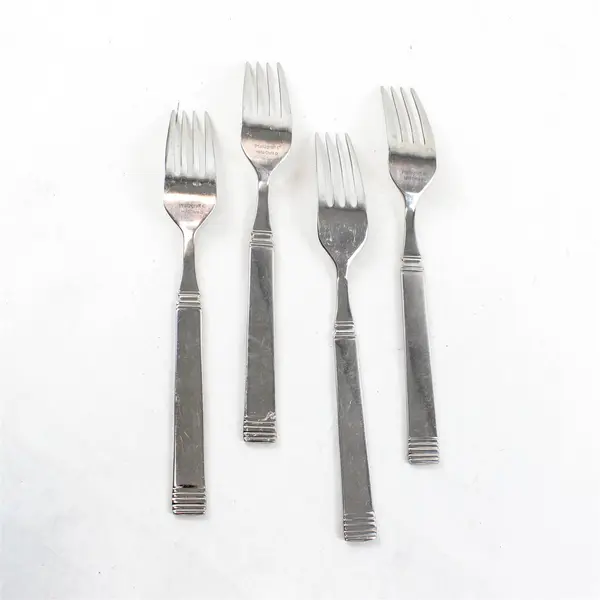 Lot of 4 Pfaltzgraff La Rochelle Stainless Steel Dinner Forks 7.5"