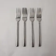 Lot of 4 World Table Cimarron 8" Stainless Steel Dinner Forks