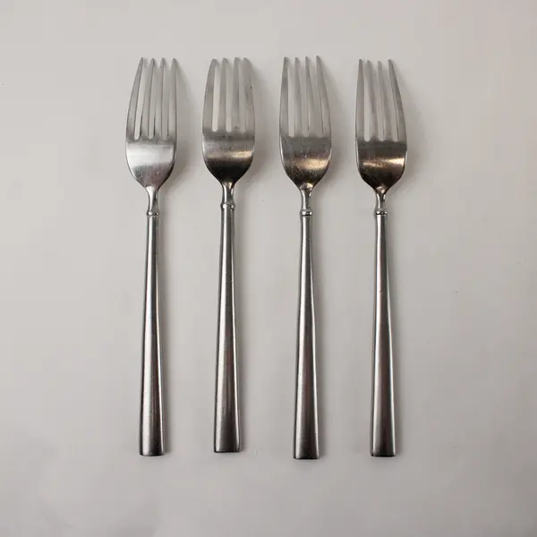 Lot of 4 World Table Cimarron 8" Stainless Steel Dinner Forks