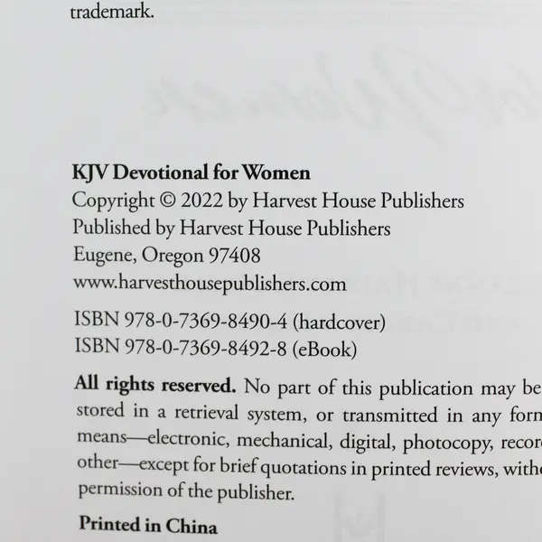 KJV Devotional for Women  H/C Book, 2022 Harvest House 
