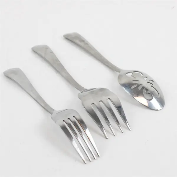 Lot of 5 Cuisinart Stainless Sienna Flatware: Dinner Forks, Serving Spoon & Fork