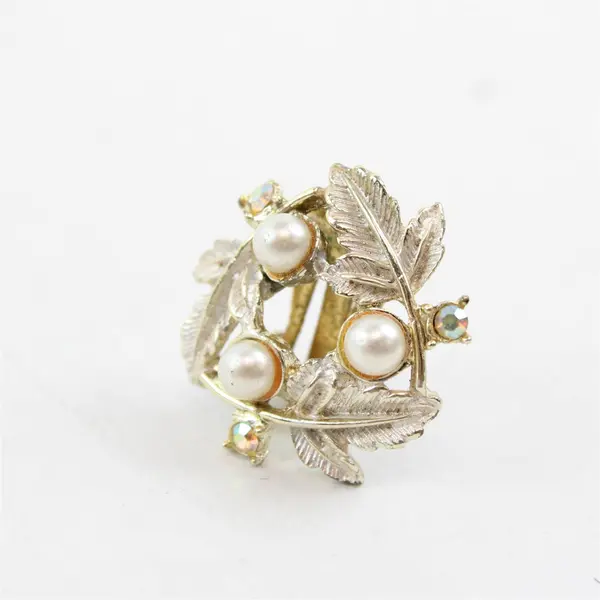 Vintage Judy Lee Leaf Design Faux Pearl Clip-On Earrings