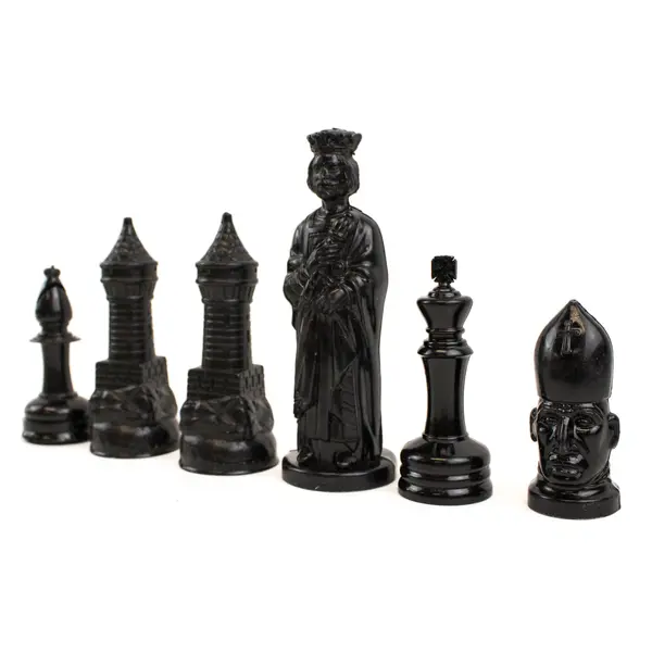 1+ Lb Mixed Lot Plastic Black and White Chess Pieces DIY Crafts