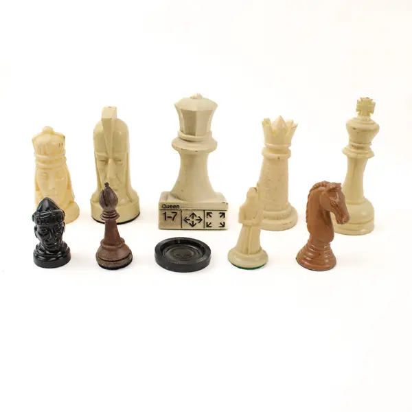 1+ Lb Mixed Lot Plastic Chess Pieces Craft Project Supplies