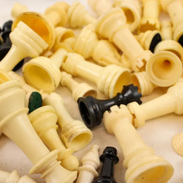 1+ Lb Mixed Lot Plastic Chess Pieces Craft Project Supplies