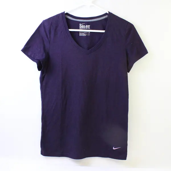 Nike Dri-Fit Loose Fit Purple Short Sleeve Activewear Shirt Top Women's Size S