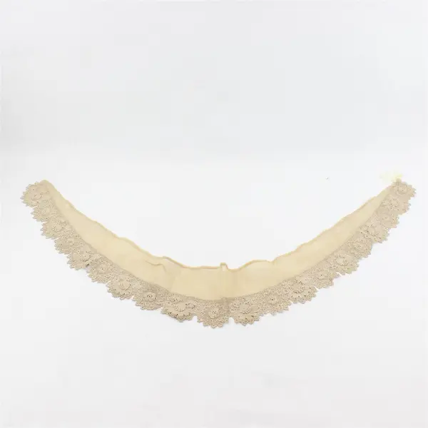 Vintage Ecru Scalloped Edge Crochet Lace Trim 44"